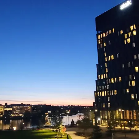 Apartment 1 60m From The Harbor